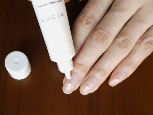 【サロン歴10年＆セルフ歴10年】セルフネイラー目線で解説！失敗しないマニキュアの塗り方_5_2