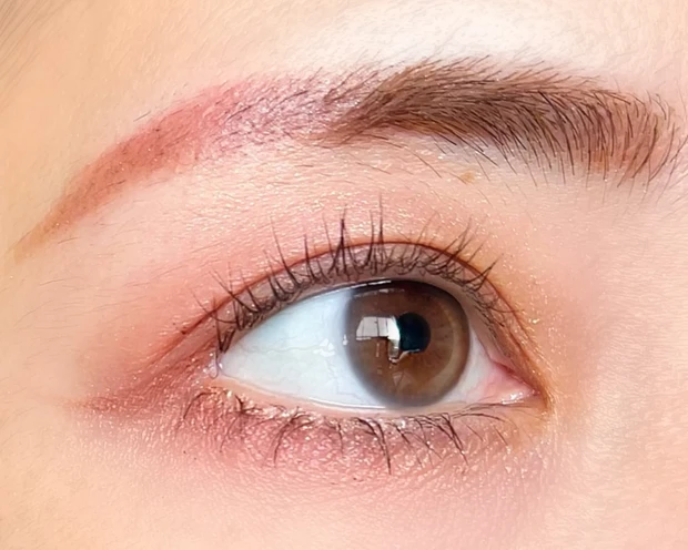 【WHOMEE(フーミー)話題の新作】イガリシノブさん的骨格理論で簡単垢抜けメイク💖【時計回りパレット・反時計回りパレット】_18_1