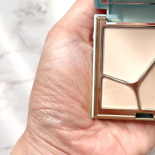 TIMAGE (ティメージ)ブロンザー ハイライト&シェーディングミニパレットの01 日影柔のスウォッチ