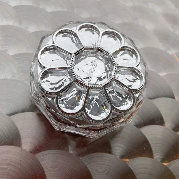 陽だまりポカポカ♫🌞美しく咲き誇る花々のような目元に💕【ジルスチュアート  ブルームクチュール アイズ 】＆【1月28日(金)限定発売、紅茶の香りのハンドクリーム】のご紹介♡_2_1