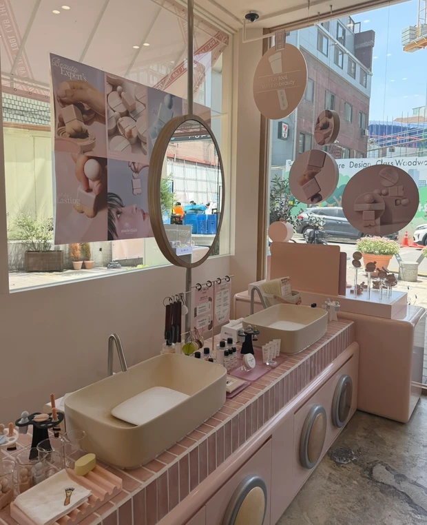 【韓国・聖水2025女子旅】THE TOOL LAB Lounge(ザツールラボラウンジ)おすすめレポ_6_2