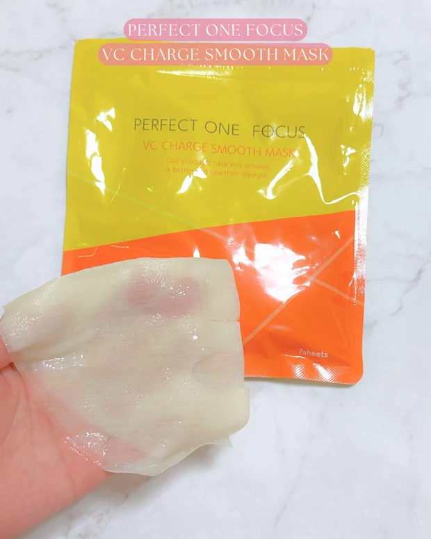 パーフェクトワンフォーカス VCチャージスムースマスクのパッケージ写真。毛穴ケアにおすすめな国内メーカーのシートマスク。