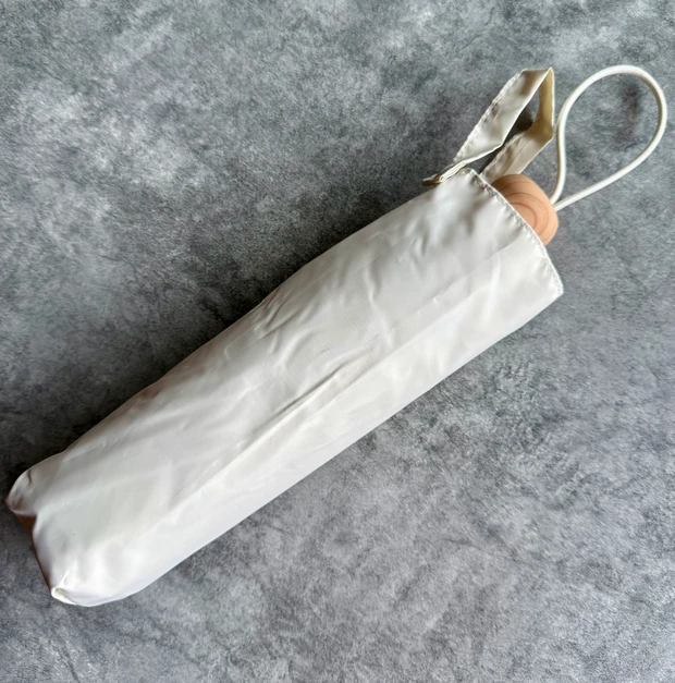 ユニクロ「UVカットコンパクトアンブレラ