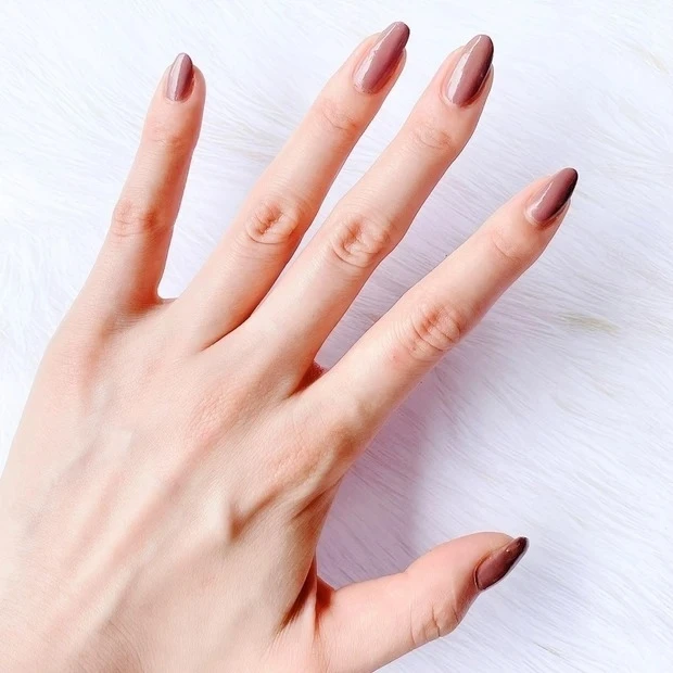 Her lip to ネイルポリッシュのレビュー_N°1 Amethyst_1