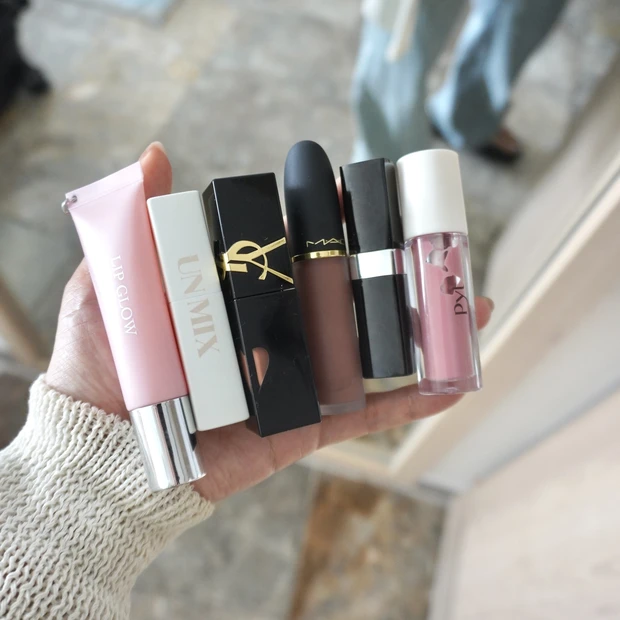 【ダナン旅行】気分とファッションに合わせた「映え」カラーのリップ