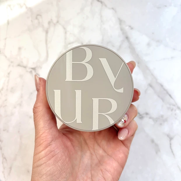 小嶋陽菜が愛用する「ByUR セラムフィットシルキーヌードクッション」をレビュー