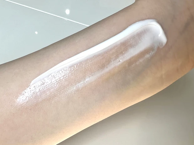 【roomS】肌も心もほぐれる美容液クレンジングクリームで癒しのスキンケアタイム_2_1