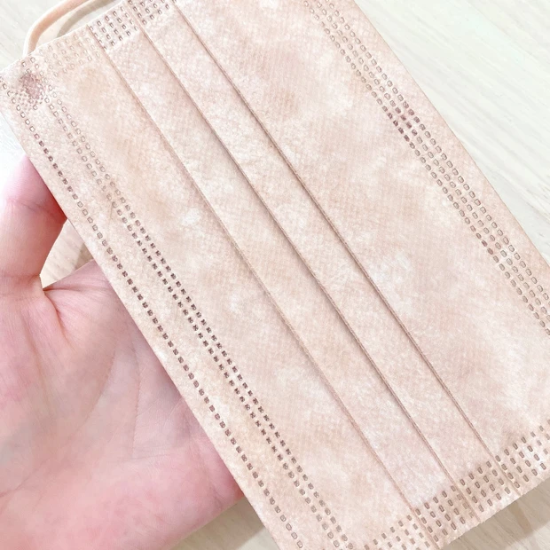 【愛用カラーマスク】秋メイクに合わせやすい！ベージュトーンのお洒落カラーマスク４選〈着画アリ〉_6_3