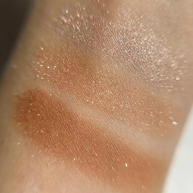 693円で買える？！セザンヌ新作透けツヤアイシャドウで時短美グラデ♡「ライティングアップアイシャドウ」_4