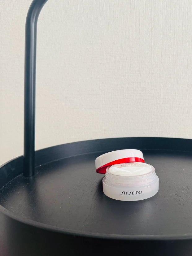 資生堂のエッセンススキンセッティングパウダー