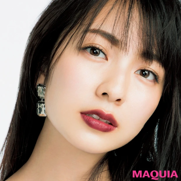 ブルべ肌は旬色で妖艶にイメチェン