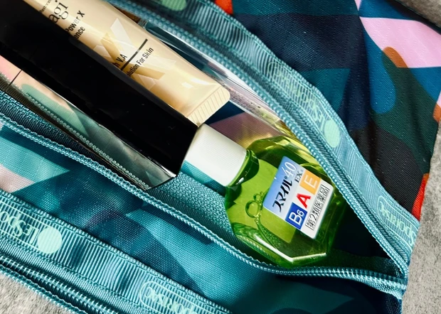 【40代旅好きポーチの中身】マキア10月号 特別付録 「レスポートサック」×MAQUIA おしゃれカモフラ柄ポーチ　私はこう使う！【ミニマムフルメイク持ち歩き】
_9_4