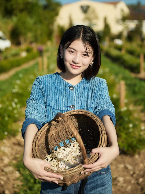 ゆきりんさん専用CHANEL N°5 & Une Fleur de Chanel ゆきりんさん専用CHANEL N°5 & Une Fleur de Chanel