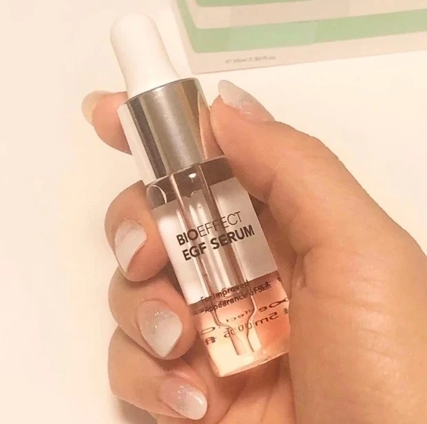 たった4滴で、夜のスキンケアが完了?ツヤ肌になる美容液『ビーアイオーセラム』