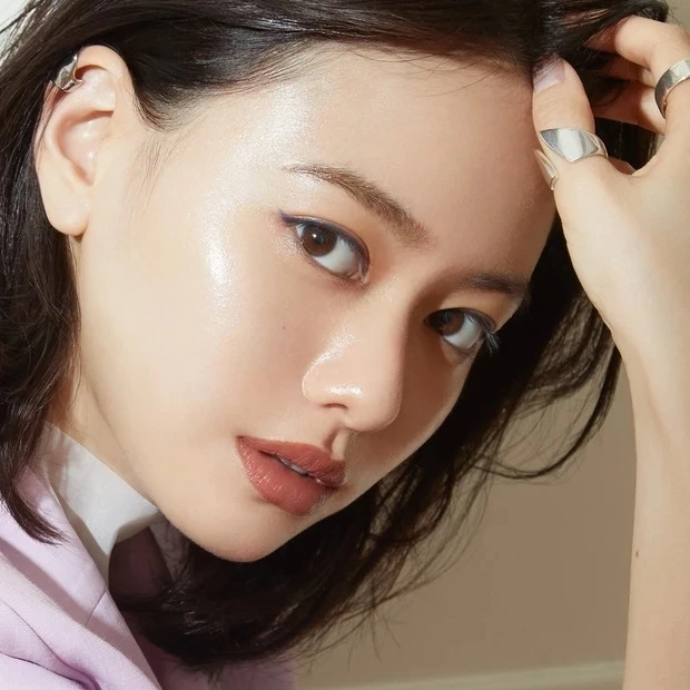 カッコいいだけではなく、センシュアルな女性になりたい！ 河北メイクで山本舞香さんが女っぽハンサムメイクに挑戦