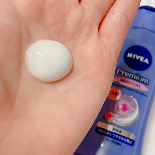 手 ボディミルク ボトル クリーム