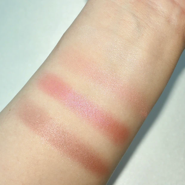 ルナソル アイカラーレーション 24 ルーセントブルーム スウォッチ