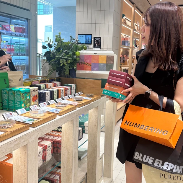 韓国のオリーブヤングの旗艦店「オリーブヤング N 聖水（ソンス）」