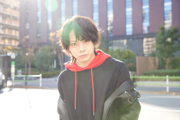 2.5次元俳優界を牽引する佐藤流司さん。主演舞台でベスト