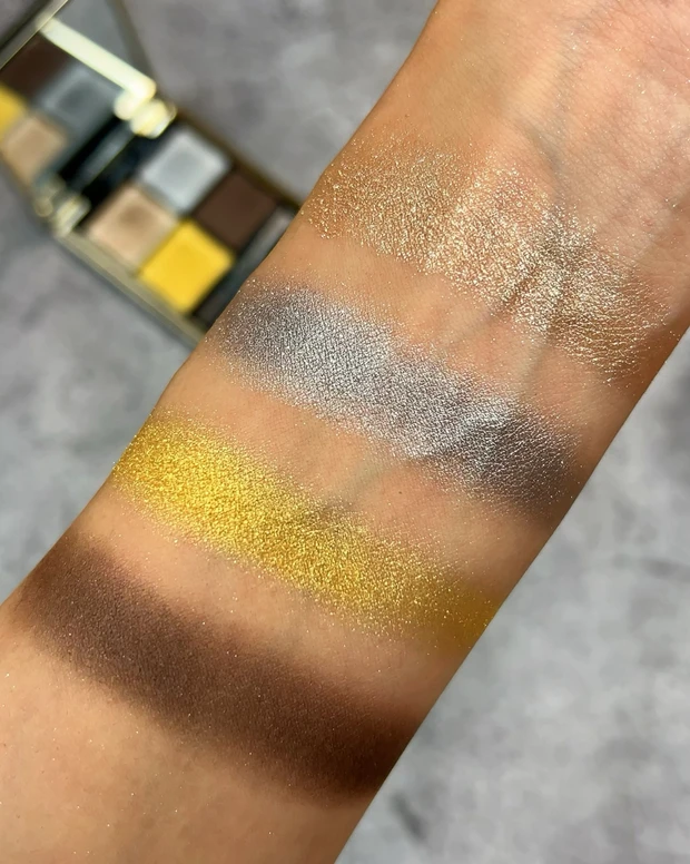 SUQQU スック シグニチャーカラーアイズ 艶揃