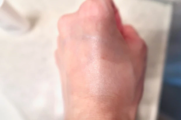 【1日中潤い続く！日中用乳液】アルブラン ザ UVエマルジョンIII_4_1