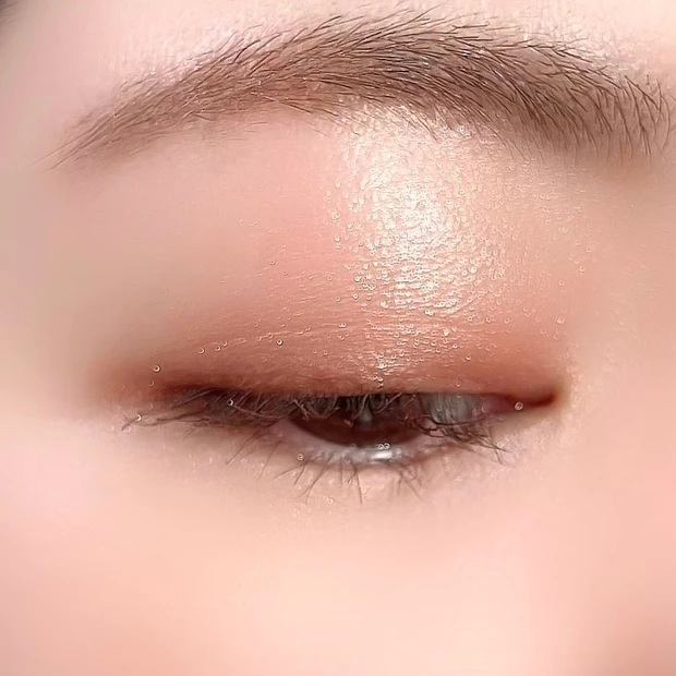 CANMAKE(キャンメイク)シルキースフレアイズ 10スウィートラブレター