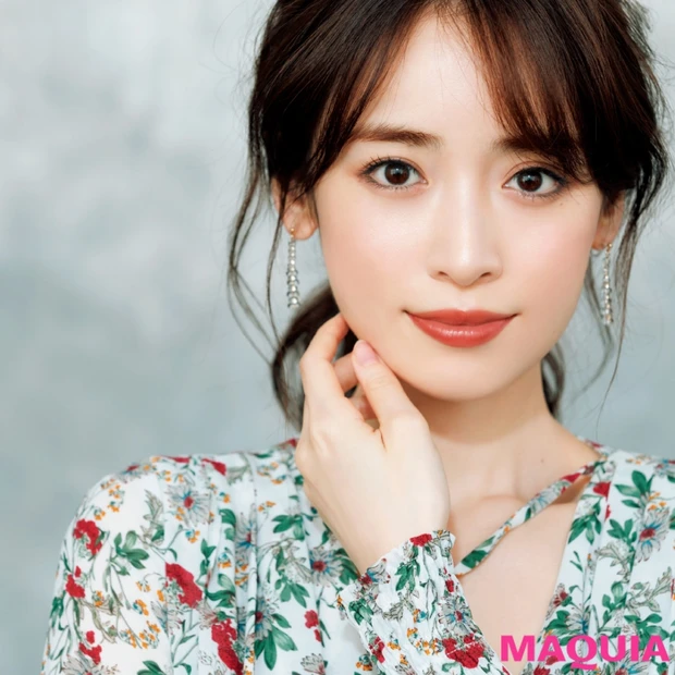 ツヤ仕込みに最適! 重ねるほどにツヤが増すクッションファンデ4選