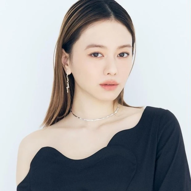 【3位】アイラインを効かせた大人の【甜妹メイク】で、山本舞香さんが小悪魔系美女に変身!