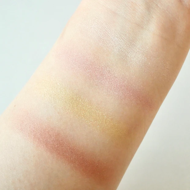 ルナソル アイカラーレーション EX38 ボタニカルメドウ スウォッチ