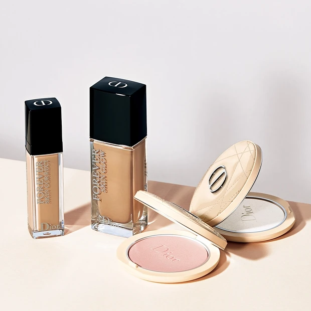 DIOR FOREVER × 人気アーティスト　この肌で私をもっと好きに…