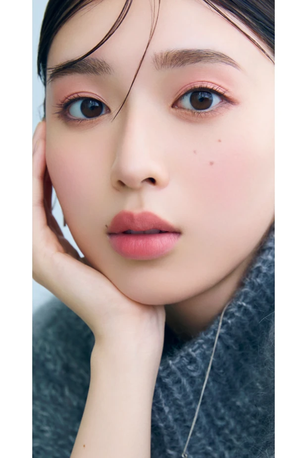 白石聖 秋メイク 2025 ピンクメイク ワントーンメイク