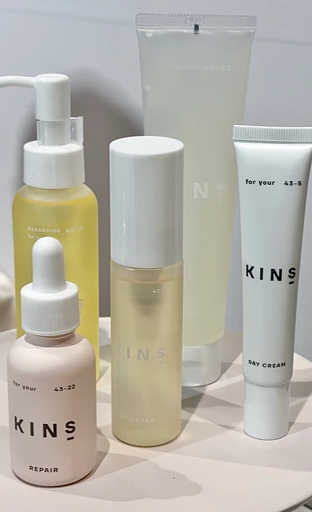 マキアサロン KINS