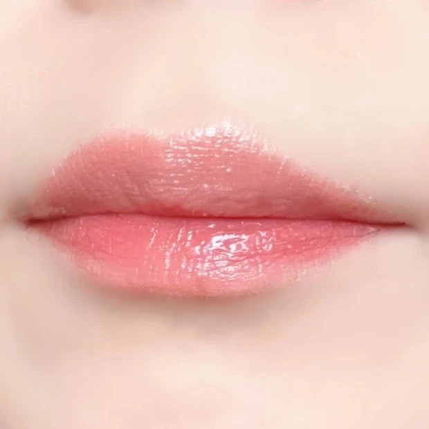 シアーグラスリップスティック 01 モモ