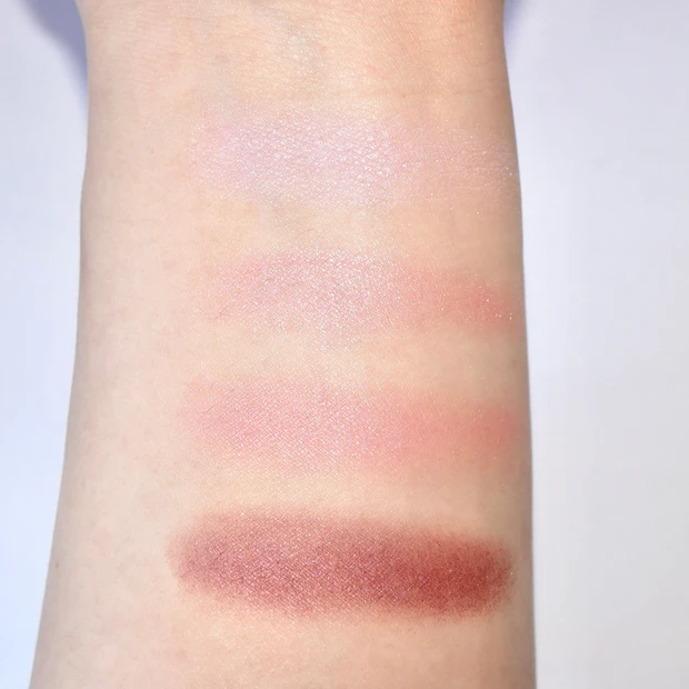 キャンメイク(CANMAKE)シルキースフレアイズ 11 ブロッサムシャワー スウォッチ