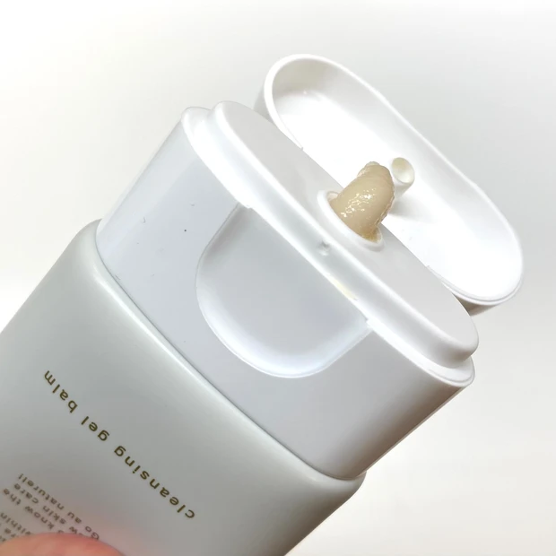 チューブ スキンケア クレンジング