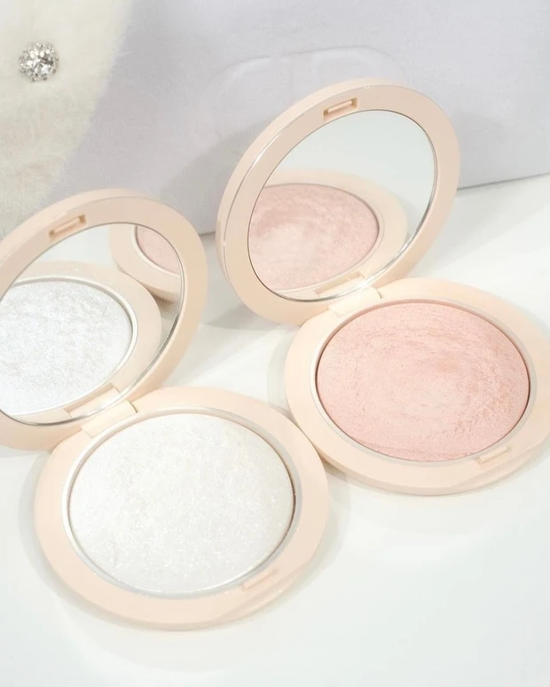 【オッス！推しコス】溺愛ブランドDiorのなかでも、愛してやまないハイライトの魅力をたっぷり解説。初買いコスメやプレゼントにもおすすめ。バックステージのフェイスグロウとの違いや、おすすめの【メイクHOWTO】も紹介します！_1_1