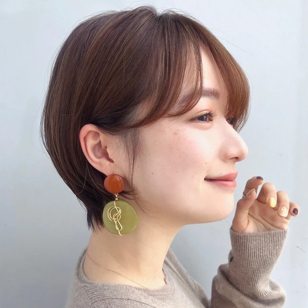 年最新 ショートの人気ヘアスタイル 髪型まとめ 好感度も 今っぽくて美人なショートヘアのおすすめは マキアオンライン Maquia Online