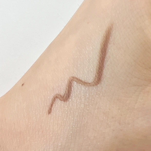 【秋メイク】今大注目の「グレージュ」コスメ、KATEでGET出来る！リピ買いするほど愛する絶妙カラーアイライナー徹底レビュー_2_2