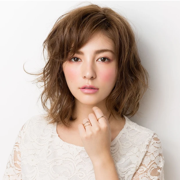 【Sweet】ピンク×パウダーチークでほの甘い大人の愛されFACE