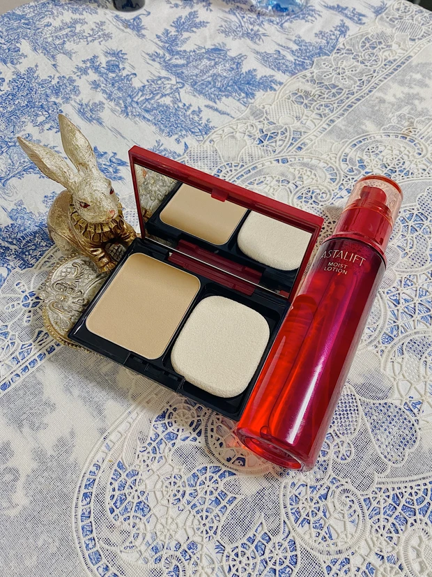 【アスタリフト】新作ファンデとモイストローションでもっちりハリ感のあるお肌に_2