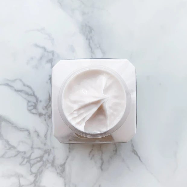 ホイップトボディクリームアンバーバニラ