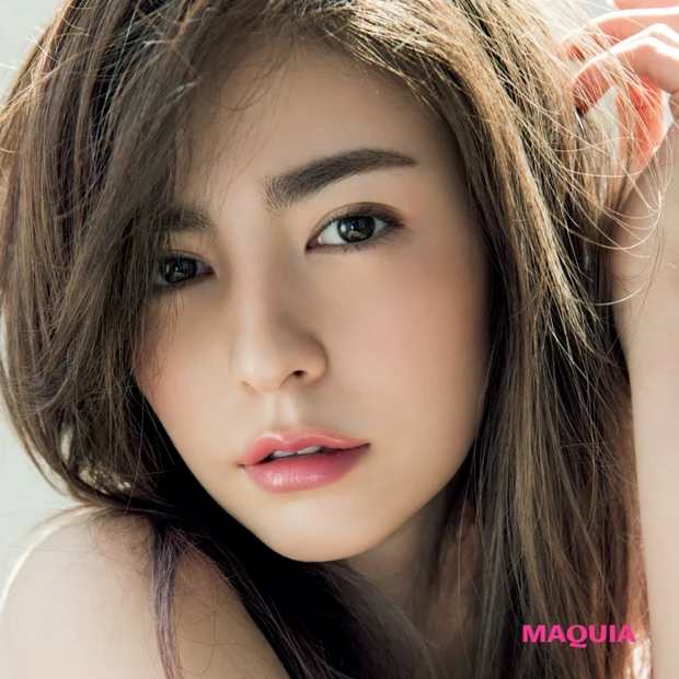 【メイクで印象操作】男顔タイプは血色感とみずみずしさ”を足して、脱力系セ…