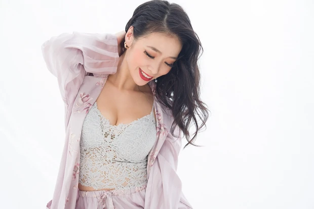 正しい下着選び、バストケアできていますか？　“美しいおっぱい”の育て方
_4_1