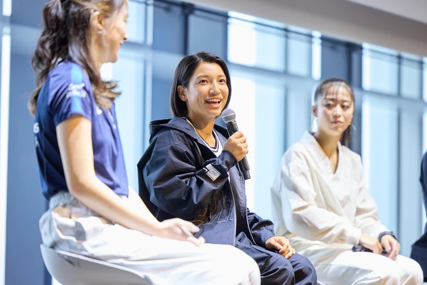 ナイキ　プレー・アカデミー　大坂なおみ　スポーツ-4