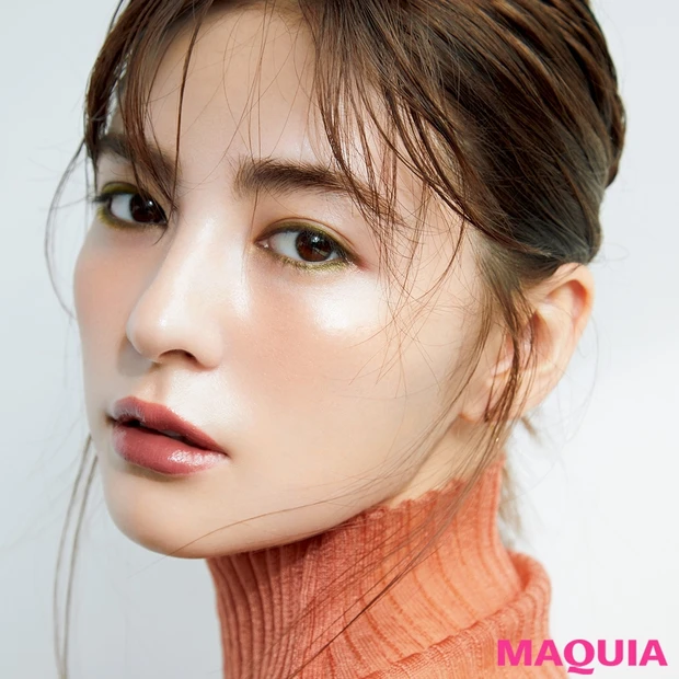 イガリメイクでいい感じのおしゃれ顔に! くすみ色と脱力感がポイント