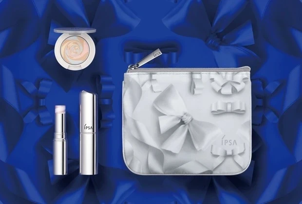 【9位】10月号の大特集は「『肌』と『目もと』を変えなくちゃ‼」。通常版の表紙は与田祐希さん、付録違い増刊の表紙は安達祐実さんです。特別表紙版の表紙には、KinKi Kidsのお二人が初登場!