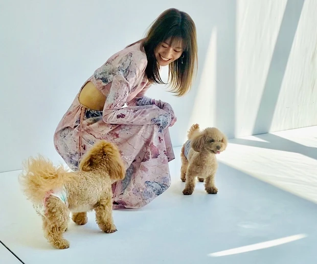 女優・山本舞香さんがデビュー10周年を記念して、『山本舞香 2022カレンダー』を10月13日に発売します!_4