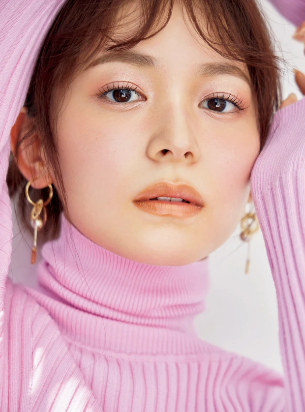 マットリップ スナイデル ビューティ ピュア リップ スフレ 02 Tea Beige