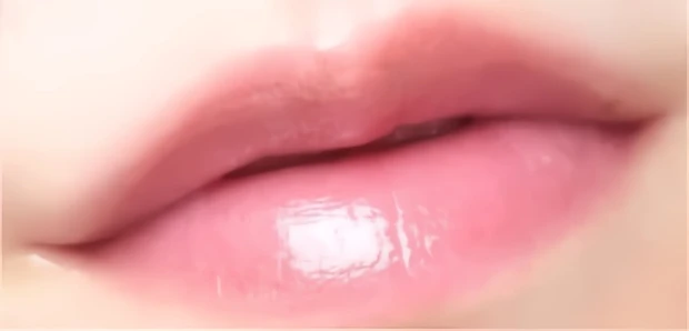 メンソレータム リップフォンデュ プラムレッドをブルベがスウォッチ