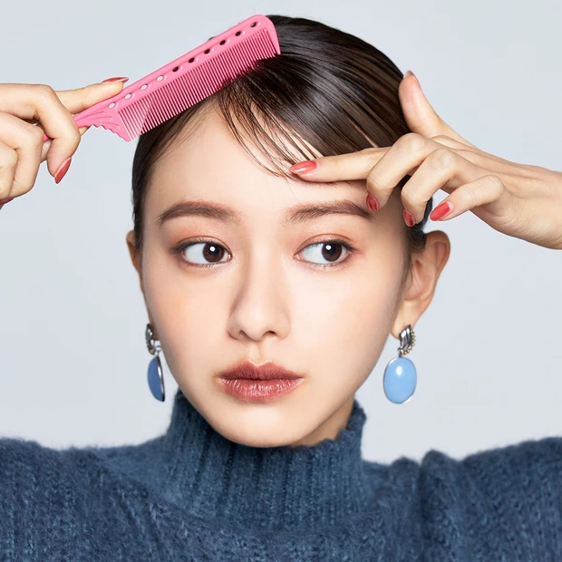 【山本舞香】今っぽさと上品さが叶うタイトシニヨン5